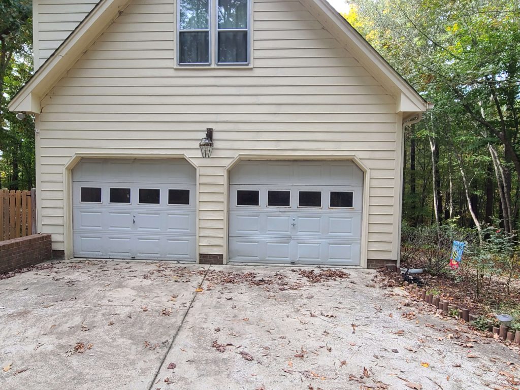 Garner before new garage door scaled